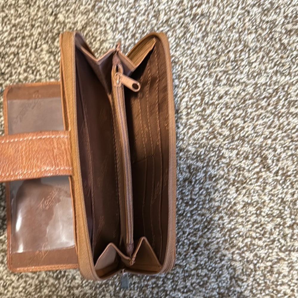 Fossil Brown Leather Wallet - Picture 4 of 6